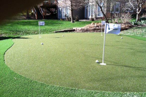 Sutherlin Putting Green