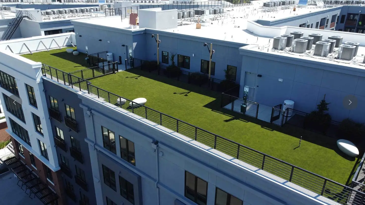 rooftop artificial grass lawn